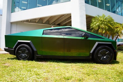2024 Tesla Cybertruck Base Crazy color shift wrap!
