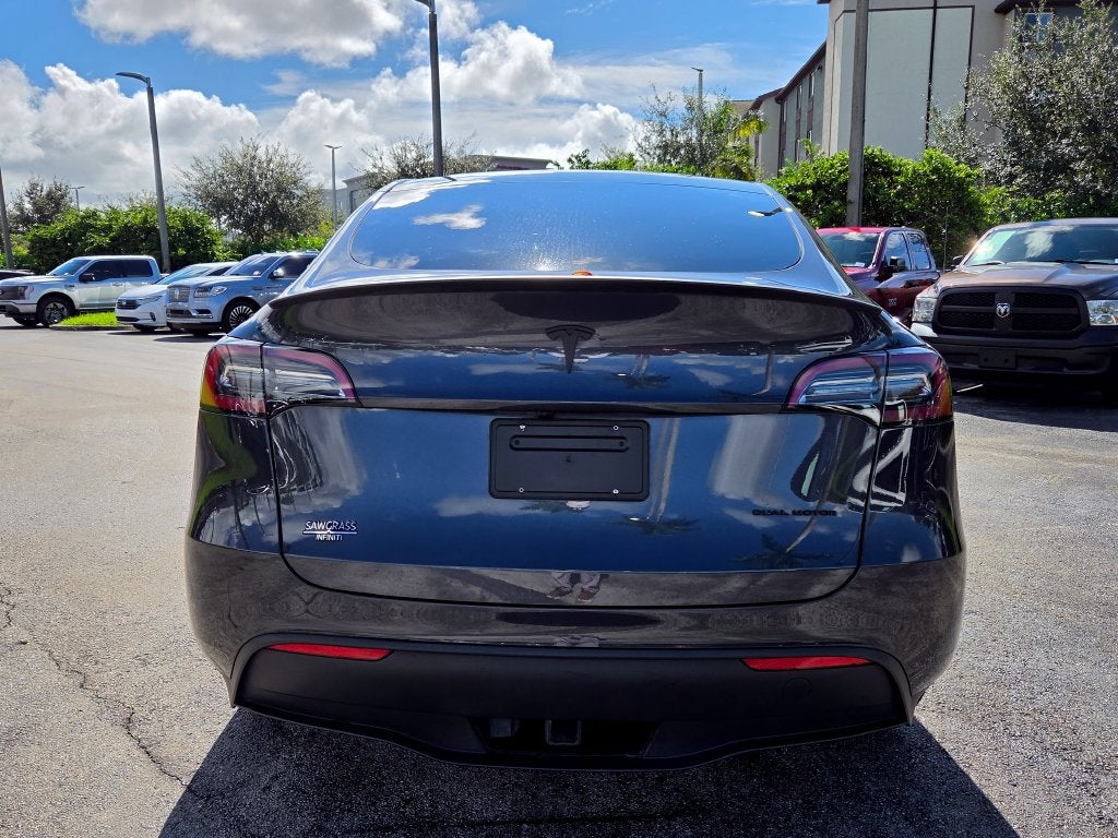 2024 Tesla Model Y Long Range