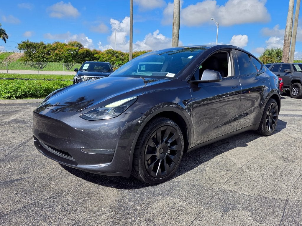 2024 Tesla Model Y Long Range