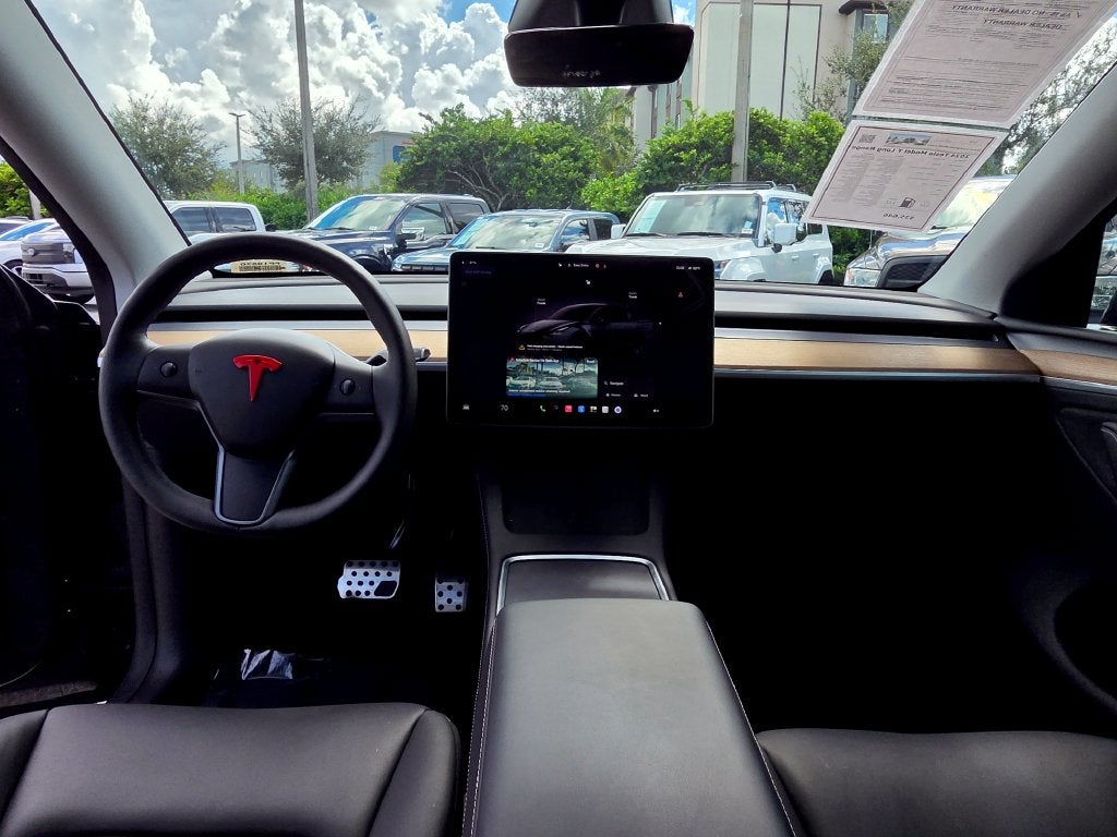 2024 Tesla Model Y Long Range