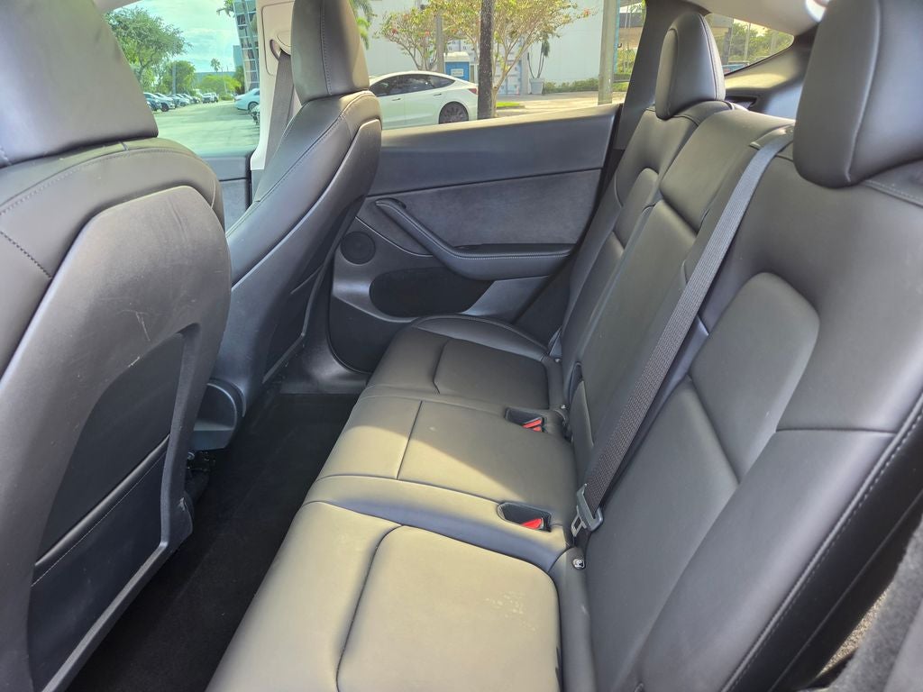 2024 Tesla Model Y Performance