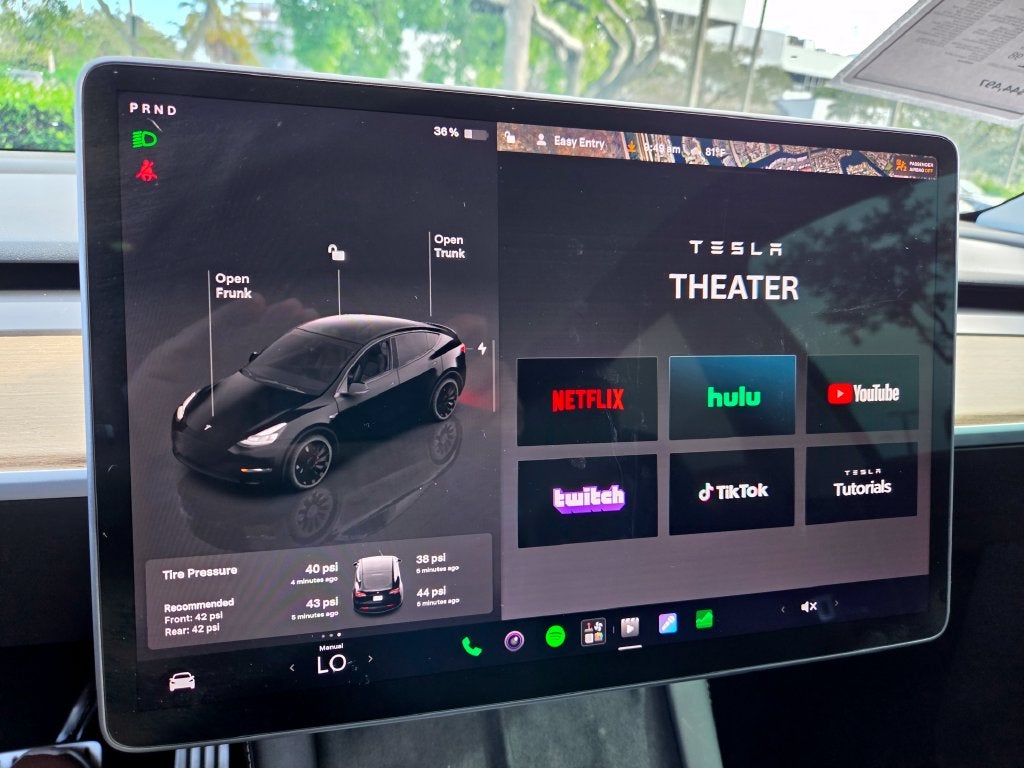 2024 Tesla Model Y Performance