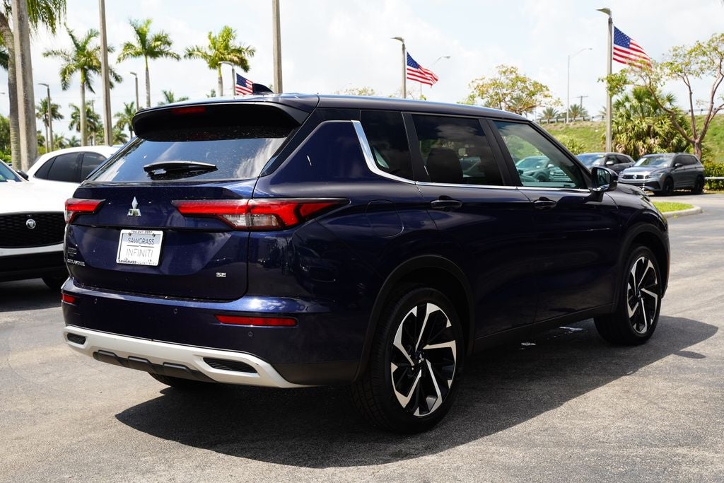 2024 Mitsubishi Outlander SE