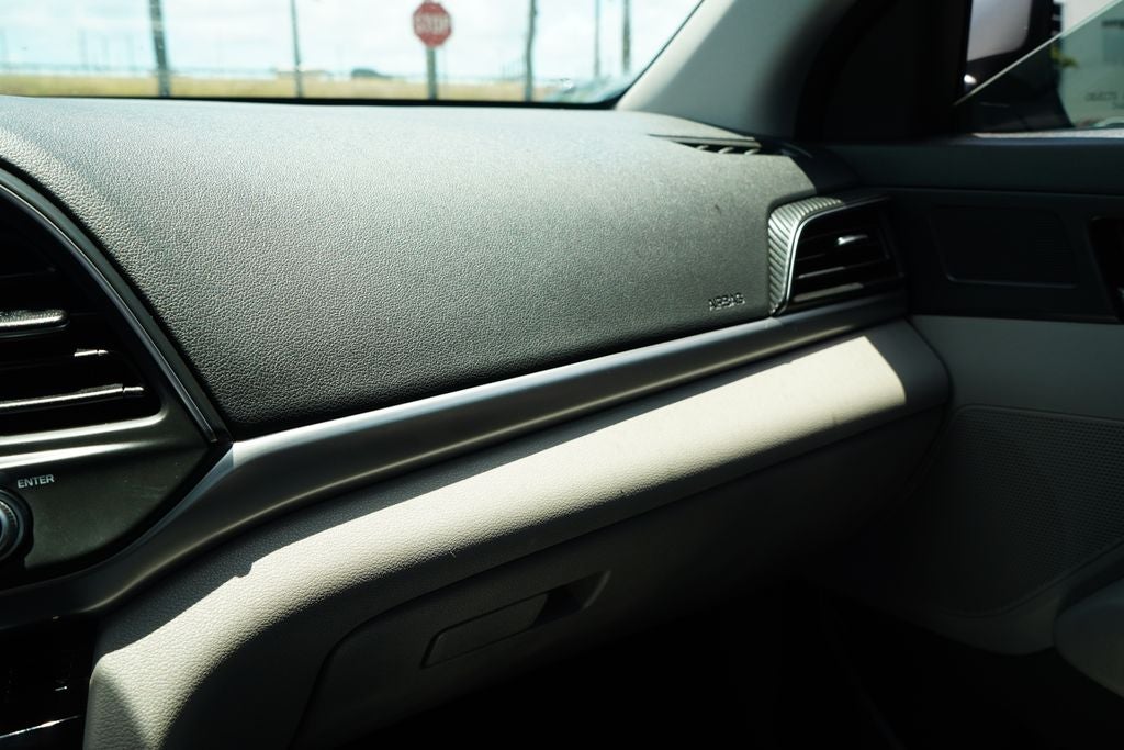 2020 Hyundai Elantra SE KATZKIN LEATHER