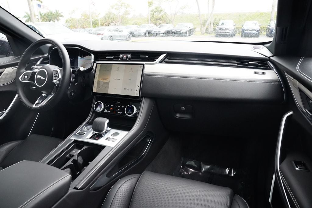 2026 Jaguar F-PACE P250 R-Dynamic S