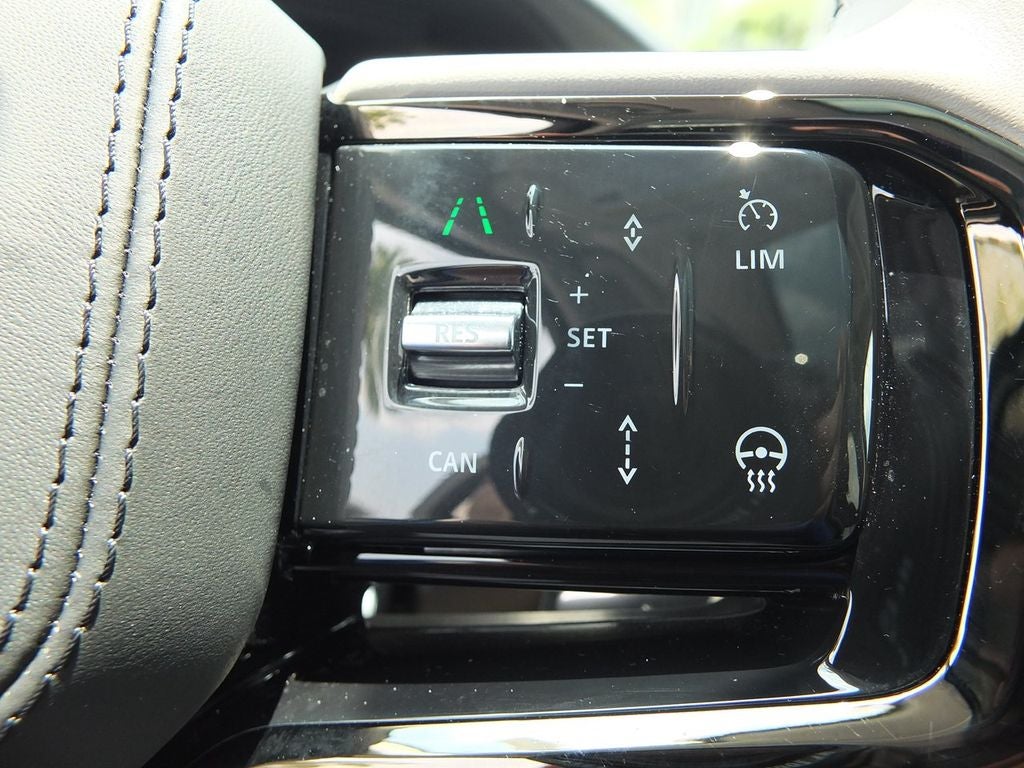 2025 Land Rover Range Rover Velar S