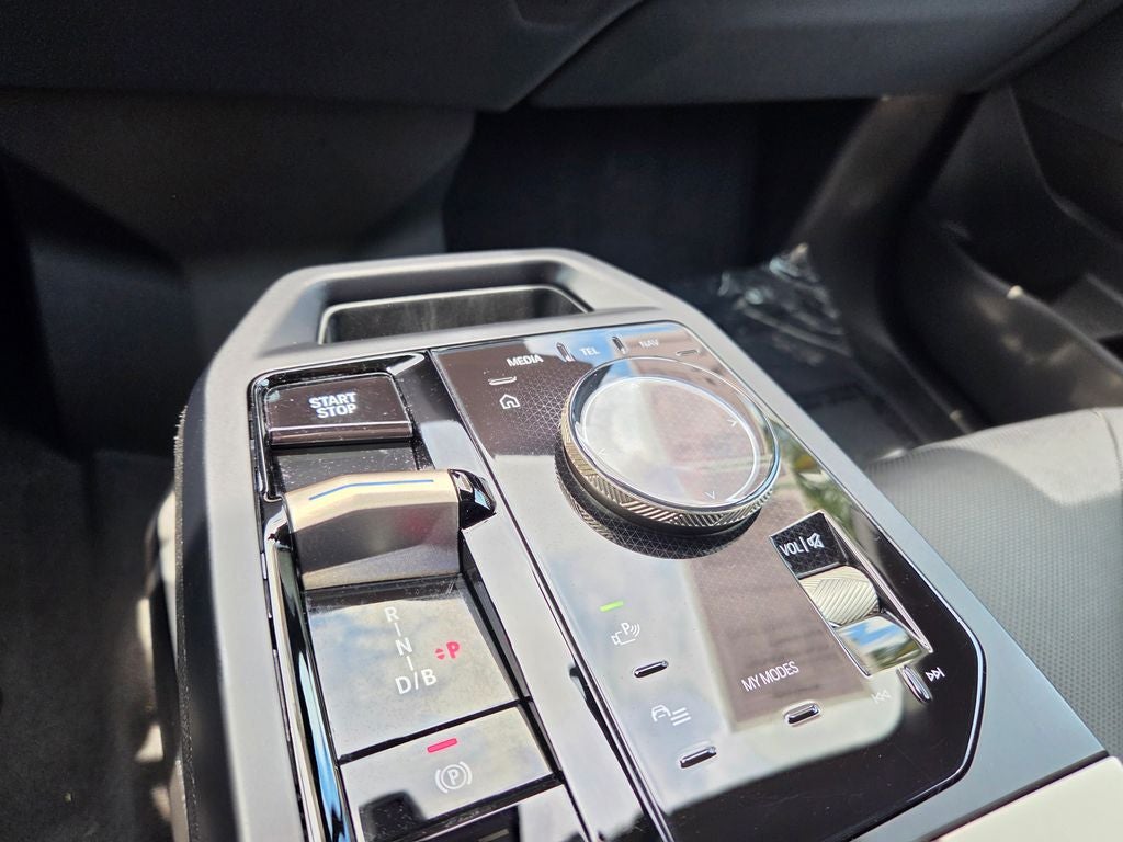 2024 BMW iX xDrive50