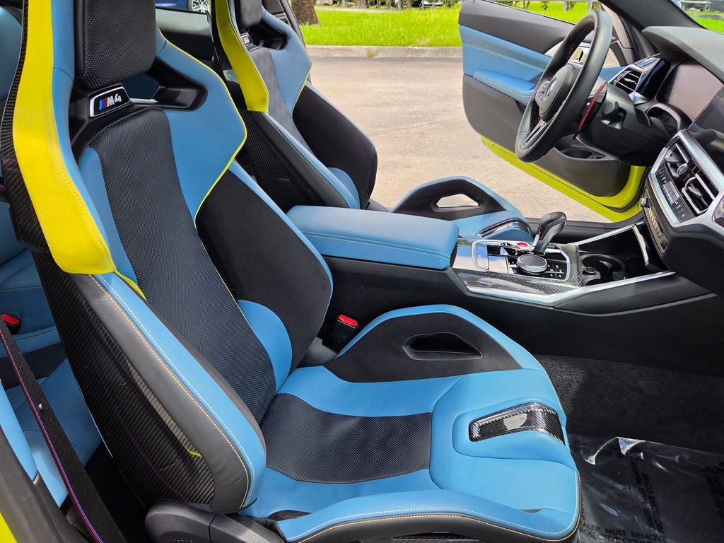 2021 BMW M4 Competition YAS MARINA CARBON BUCKETS
