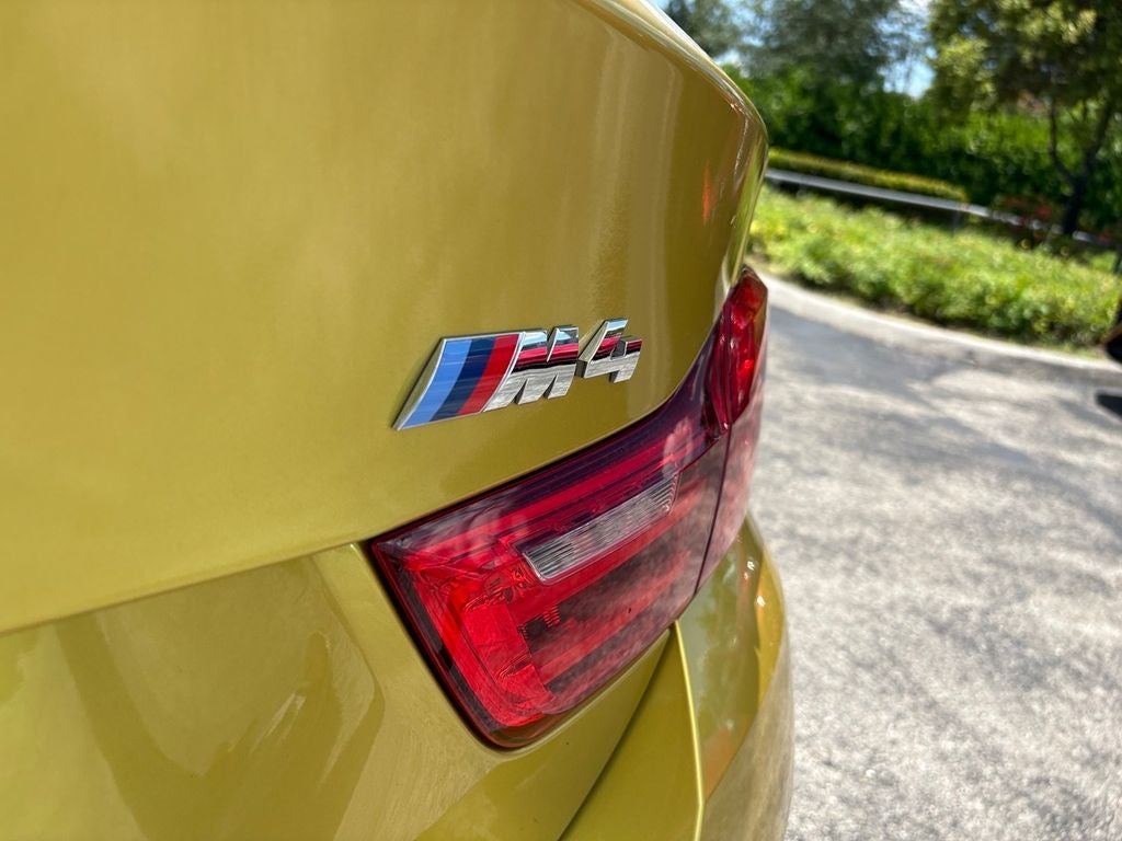 2016 BMW M4 Base EXECUTIVE PACKAGE, FACTORY AIR SUSPENSION & MORE!