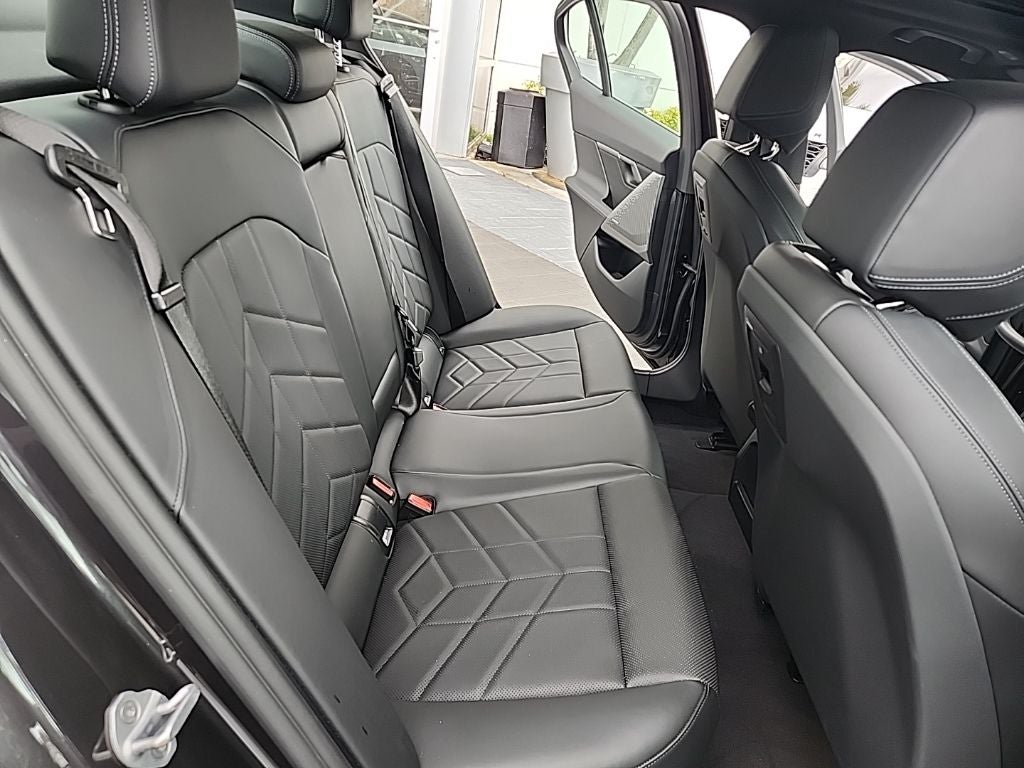 2025 BMW i5 eDrive40