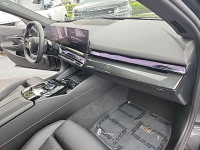 2025 BMW i5 eDrive40