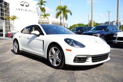 2020 Porsche Panamera Base