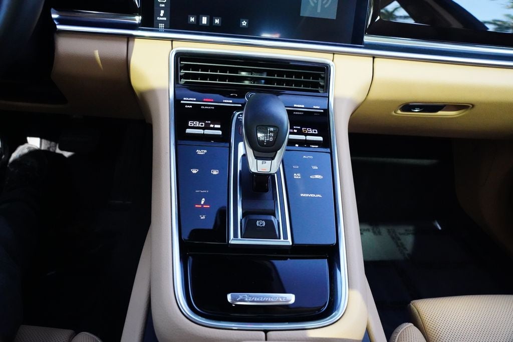 2020 Porsche Panamera Base