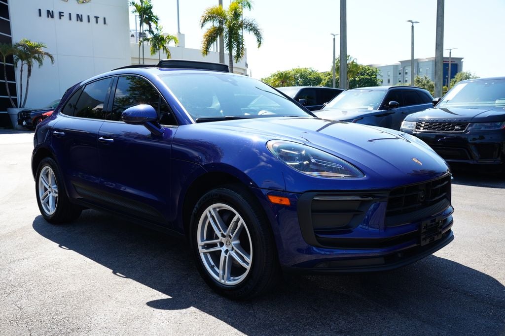 2024 Porsche Macan Base