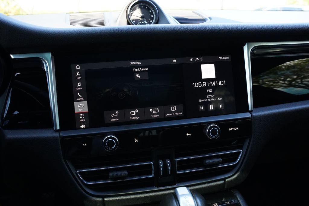 2024 Porsche Macan Base