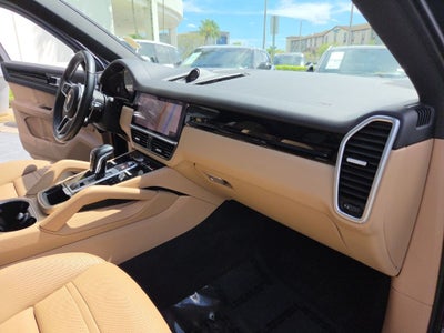 2021 Porsche Cayenne Base