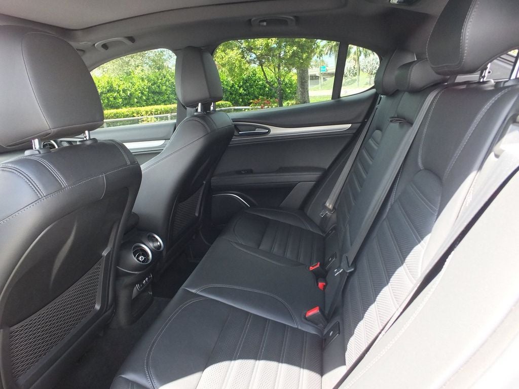 2023 Alfa Romeo Stelvio Veloce