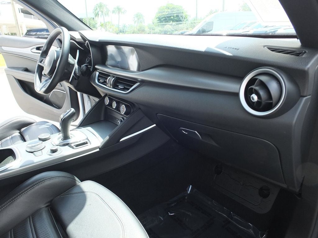 2023 Alfa Romeo Stelvio Veloce