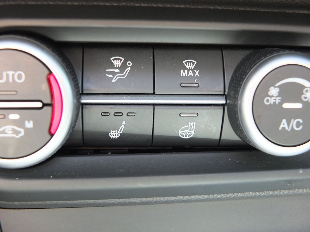 2023 Alfa Romeo Stelvio Veloce