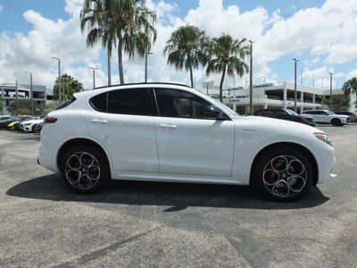 2023 Alfa Romeo Stelvio Veloce