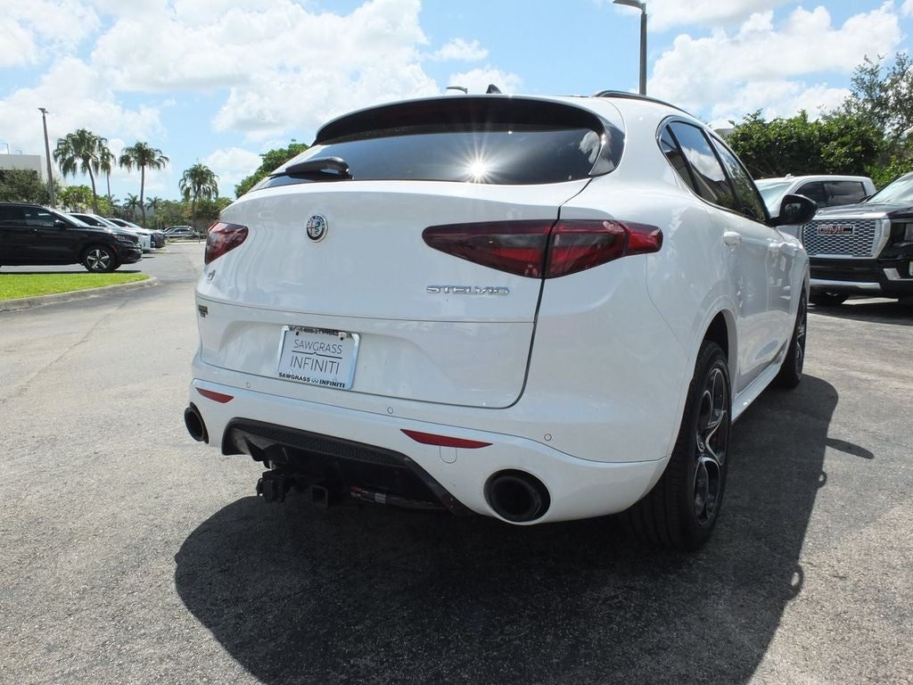 2023 Alfa Romeo Stelvio Veloce
