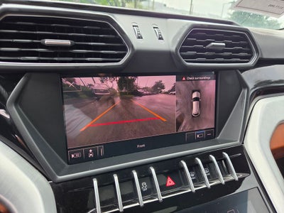 2019 Lamborghini Urus Base