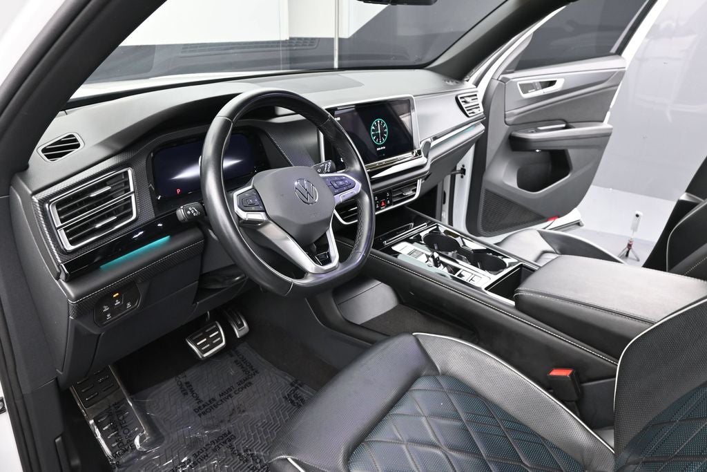 2024 Volkswagen Atlas Cross Sport 2.0T SEL Premium R-Line