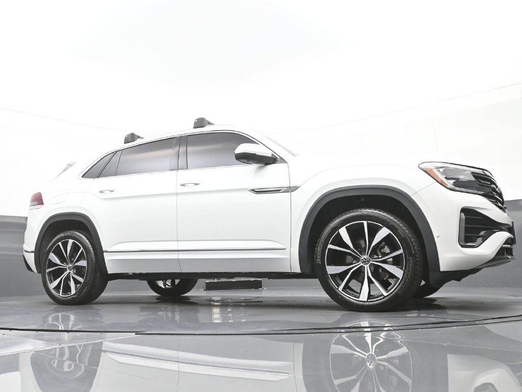 2024 Volkswagen Atlas Cross Sport 2.0T SEL Premium R-Line