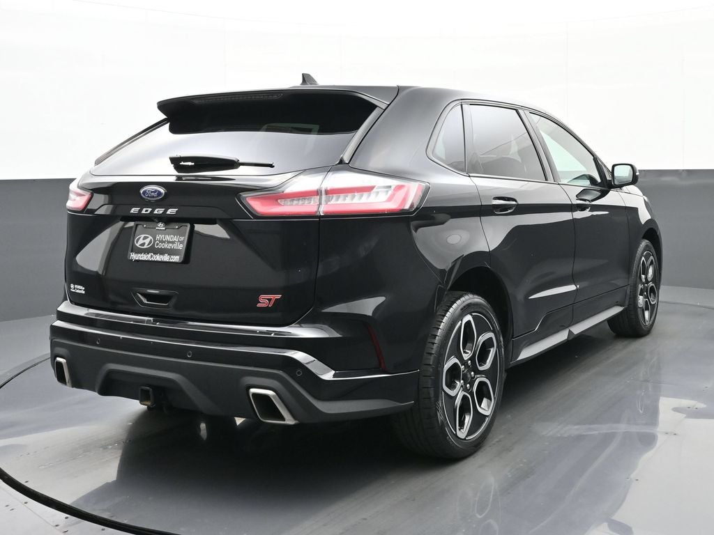 2021 Ford Edge ST