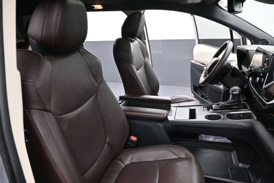 2021 Toyota Sienna Platinum 7 Passenger