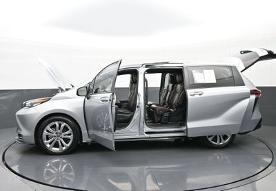 2021 Toyota Sienna Platinum 7 Passenger