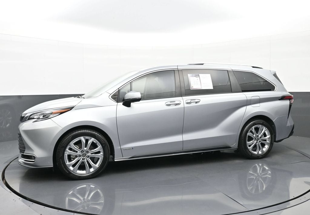 2021 Toyota Sienna Platinum 7 Passenger