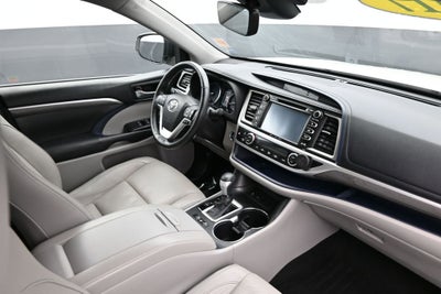 2017 Toyota Highlander Limited Platinum