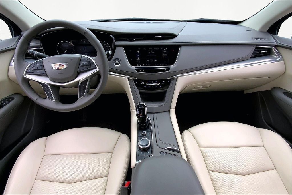 2022 Cadillac XT5 FWD Premium Luxury