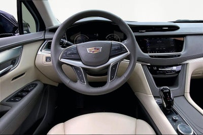 2022 Cadillac XT5 FWD Premium Luxury