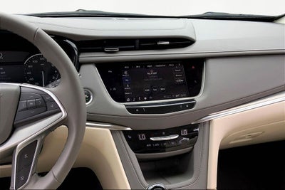 2022 Cadillac XT5 FWD Premium Luxury
