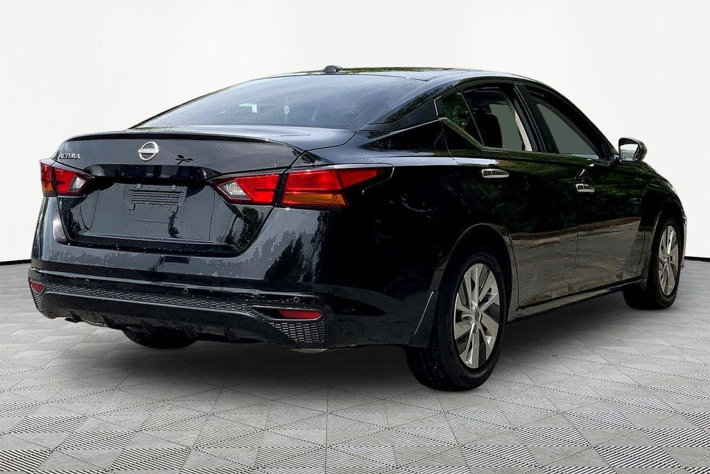 2025 Nissan Altima S