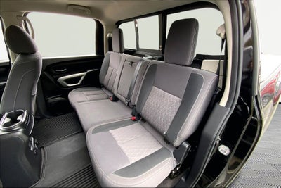 2022 Nissan Titan SV
