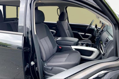 2022 Nissan Titan SV