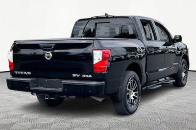 2022 Nissan Titan SV