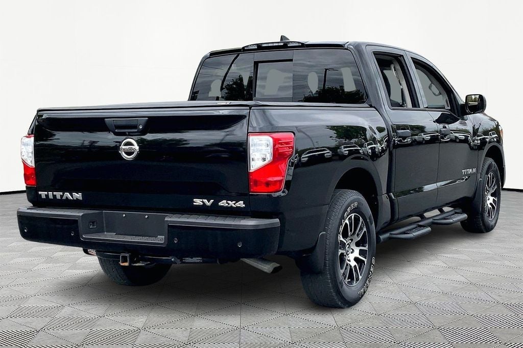 2022 Nissan Titan SV
