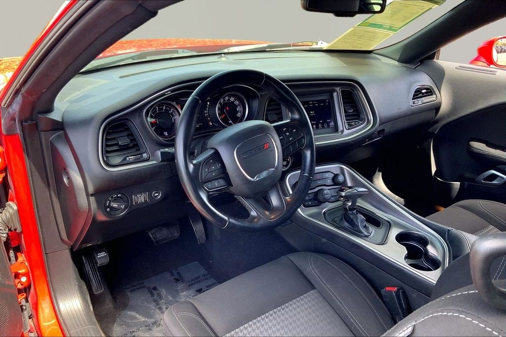 2021 Dodge Challenger SXT