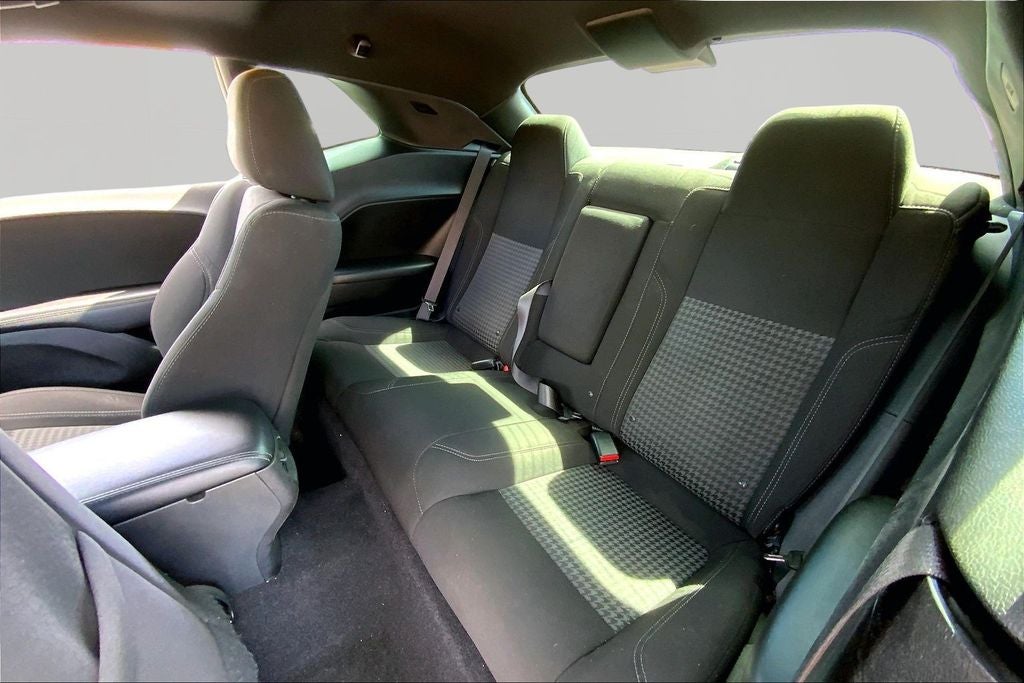 2021 Dodge Challenger SXT