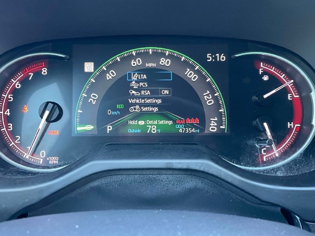 2025 Toyota RAV4 LE