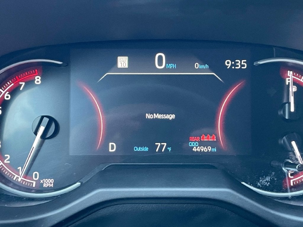2025 Toyota RAV4 LE