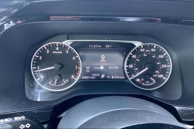 2022 Nissan Pathfinder SV