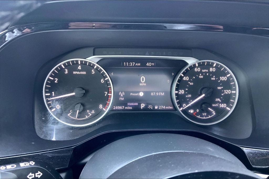 2022 Nissan Pathfinder SV