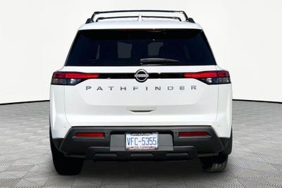 2025 Nissan Pathfinder SV