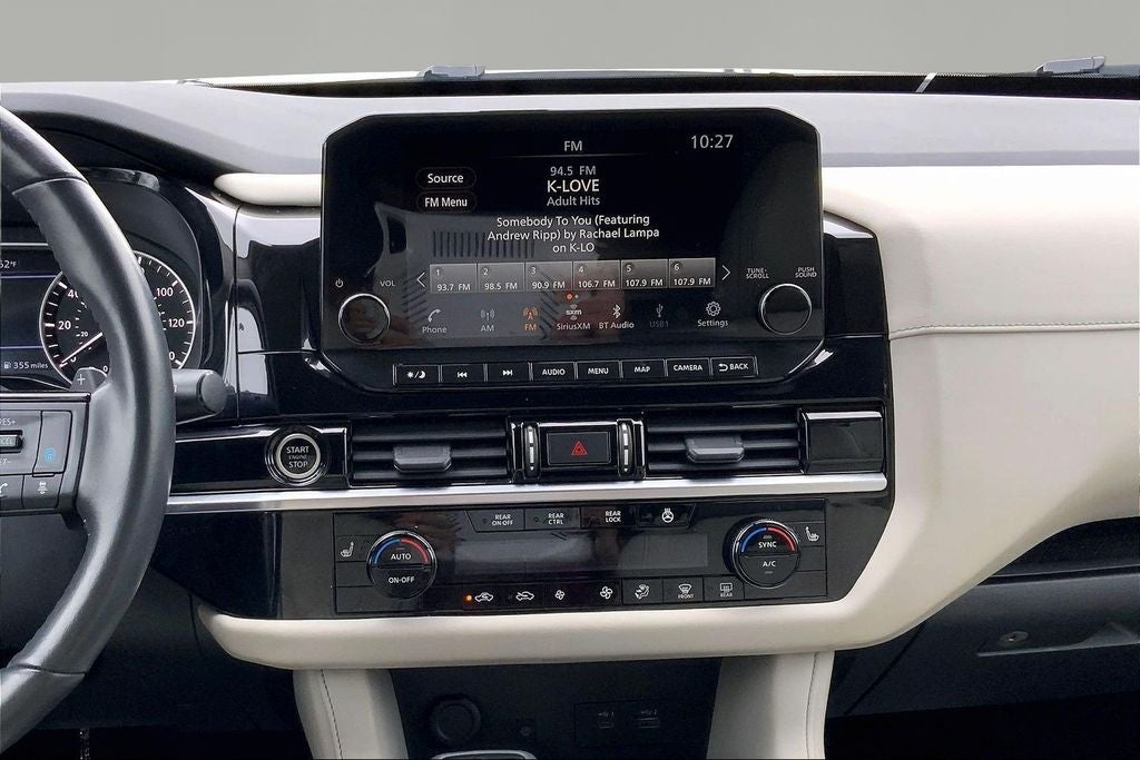 2023 Nissan Pathfinder SL