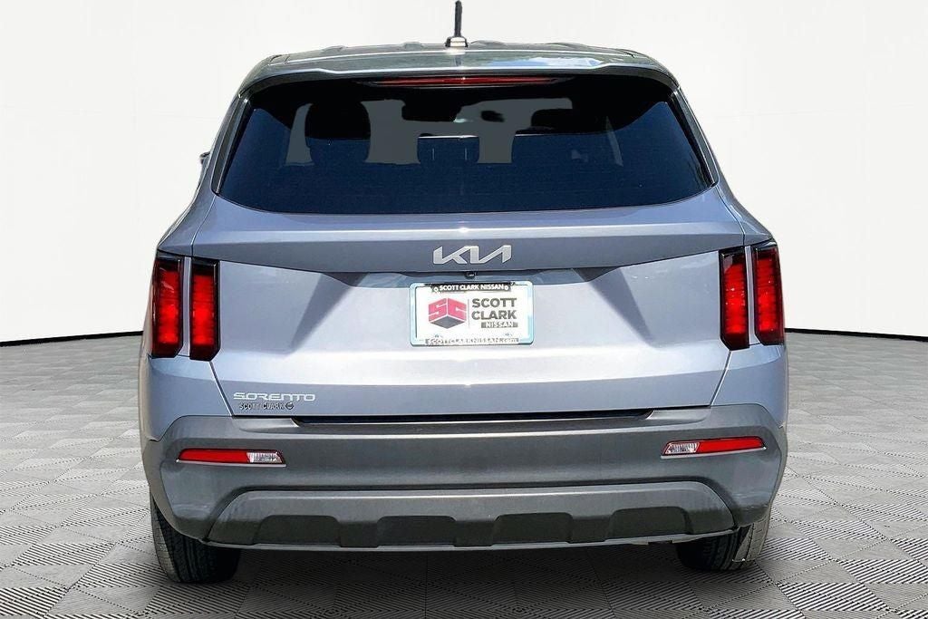 2023 Kia Sorento LX